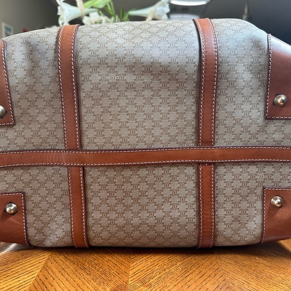 Celine Macadam Triomphe Travel bag/duffle EUC
C.O.A. included - Picture 10 of 15